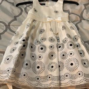 Little girls Christmas party dress
